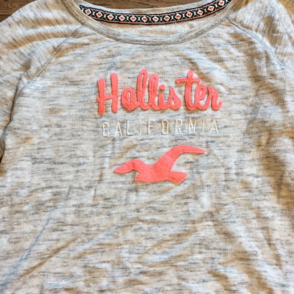 Lightweight Hollister Sweat Shirt